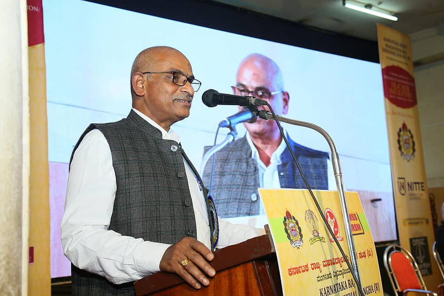 ಮಂಗಳೂರಿನ ಎಸ್ಡಿಎಂ ಕಾಲೇಜಿನ ಸಭಾಂಗಣದಲ್ಲಿ ಶನಿವಾರ ನಡೆದ ರಾಷ್ಟ್ರೀಯ ವಿಚಾರ ಸಂಕಿರಣದ ಸಮಾರೋಪದಲ್ಲಿ ಯುಜಿಸಿ ಸದಸ್ಯ ಡಾ.ಗೋಪಾಲ ರೆಡ್ಡಿ ಮಾತನಾಡಿದರು.