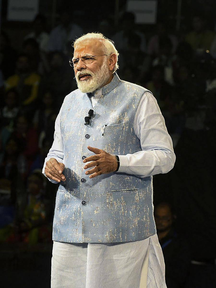 ವಿದ್ಯಾರ್ಥಿಗಳೊಂದಿಗೆ ಸಂವಾದ ನಡೆಸಿದ ಮೋದಿ –ಪಿಟಿಐ ಚಿತ್ರ