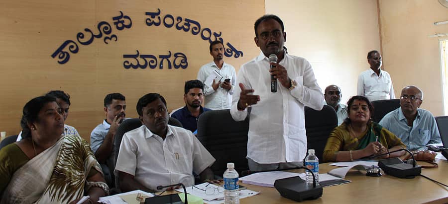 ಸುದ್ದಿಗೋಷ್ಠಿಯಲ್ಲಿ ಶಾಸಕ ಎ. ಮಂಜುನಾಥ ಮಾತನಾಡಿದರು.