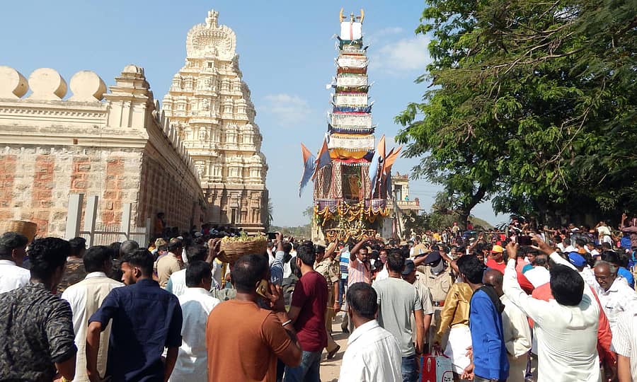 ಶ್ರೀರಂಗಪಟ್ಟಣದಲ್ಲಿ ರಥಸಪ್ತಮಿ ಪ್ರಯುಕ್ತ ಶ್ರೀರಂಗನಾಥಸ್ವಾಮಿಯ ರಥೋತ್ಸವ ಶನಿವಾರ ನಡೆಯಿತು