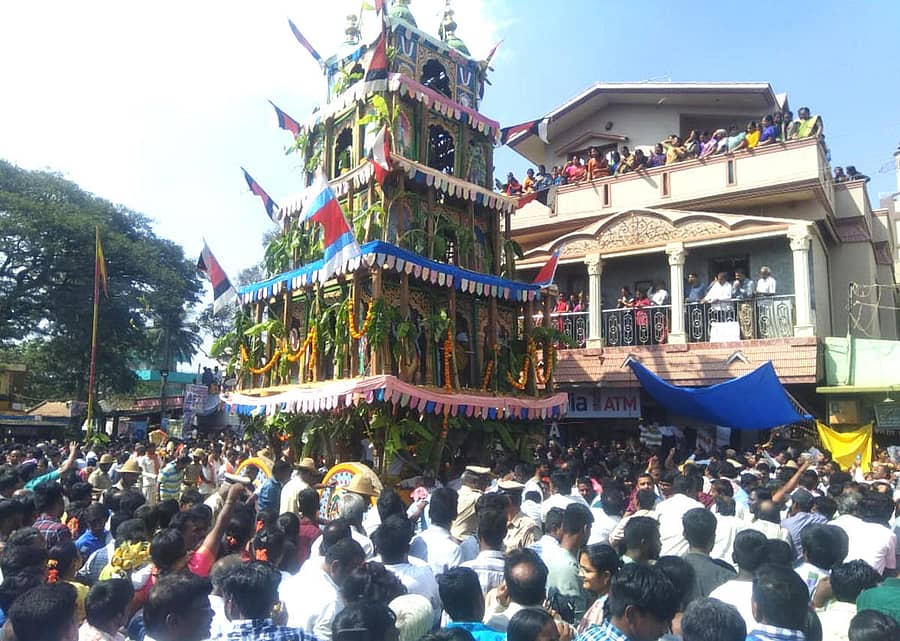 ಶ್ರೀಪ್ರಸನ್ನ ಲಕ್ಷ್ಮೀವೆಂಕಟರಮಣಸ್ವಾಮಿ ಬ್ರಹ್ಮರಥೋತ್ಸವ ವಿಜೃಂಭಣೆಯಿಂದ ನಡೆಯಿತು