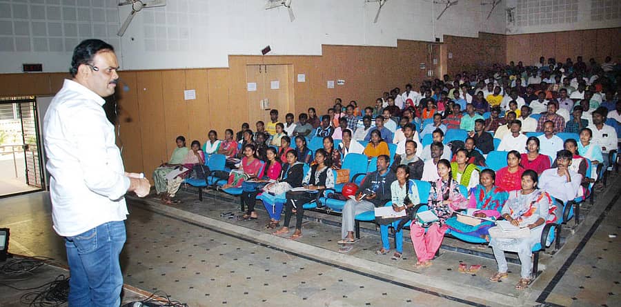 ಸ್ಪರ್ಧಾತ್ಮಕ ಮನೋಭಾವ ಬೆಳೆಸಿಕೊಳ್ಳಿ