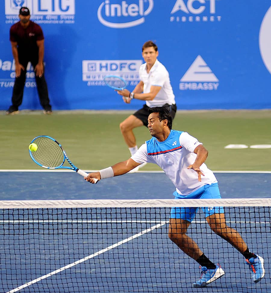 ಲಿಯಾಂಡರ್ ಪೇಸ್ (ಮುಂದಿರುವವರು) ಮತ್ತು ಮ್ಯಾಥ್ಯೂ ಎಬ್ಡೆನ್ ಆಟದ ವೈಖರಿ –ಪ್ರಜಾವಾಣಿ ಚಿತ್ರ