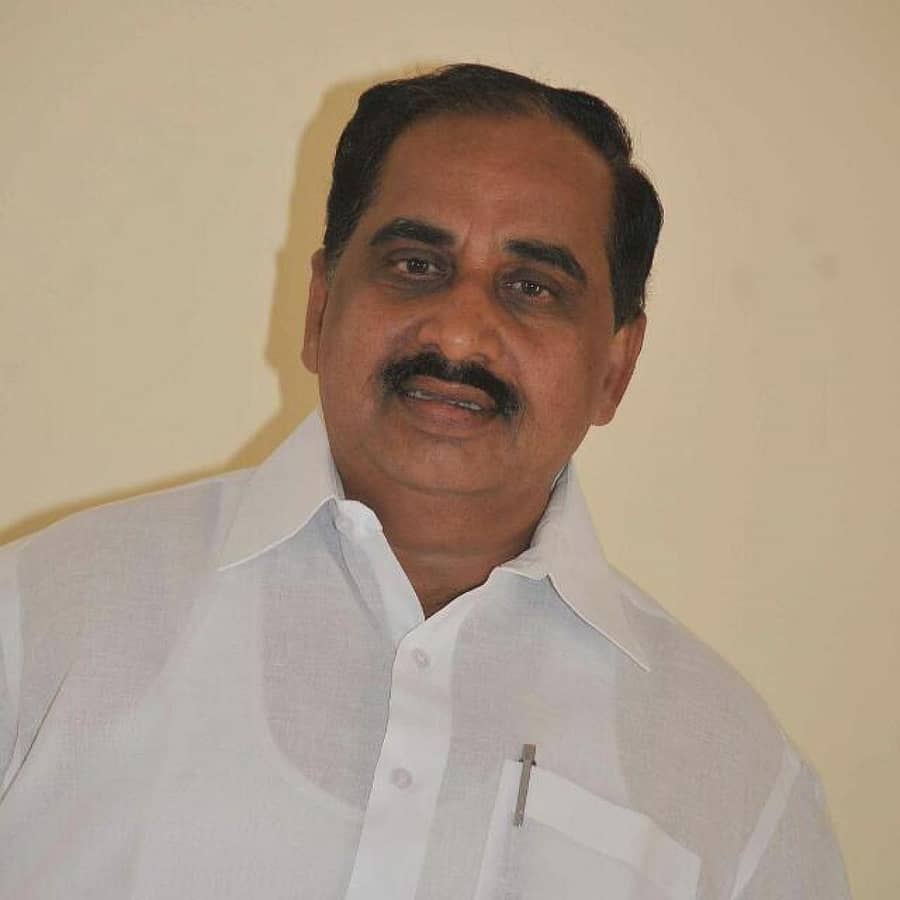 ಮೋಹನ ಲಿಂಬಿಕಾಯಿ