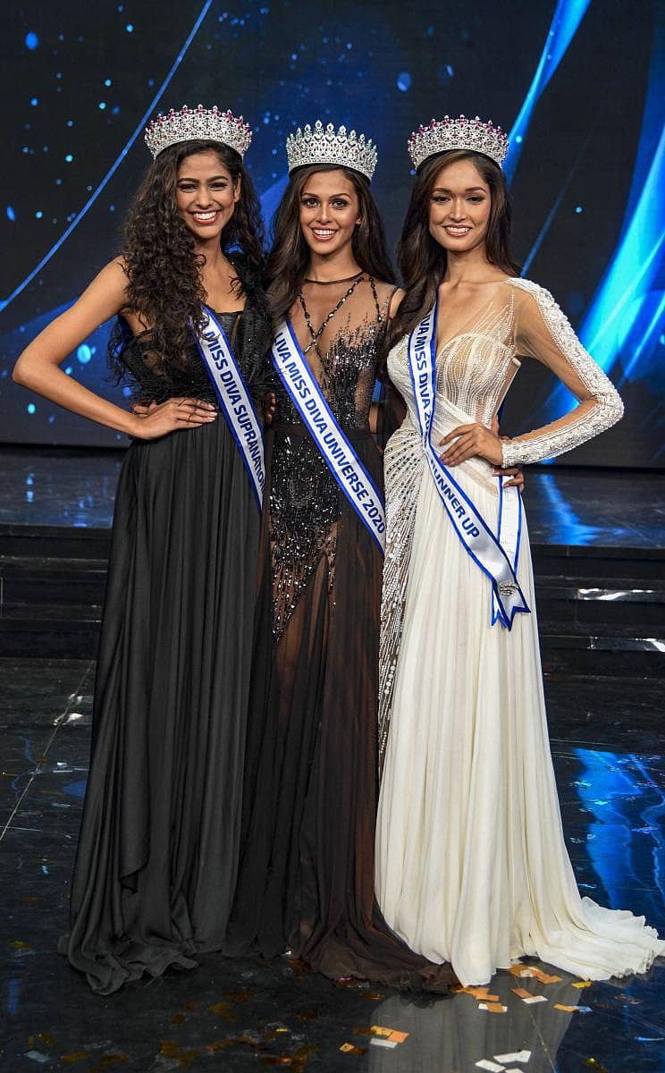 ‘ಲಿವಾ ಮಿಸ್ ದಿವಾ ಯುನಿವರ್ಸ್’ ಆಗಿ ಆಯ್ಕೆಯಾದ ಅಡ್ಲಿನ್ ಕ್ಯಾಸ್ಟೆಲಿನೋ(ಮಧ್ಯದಲ್ಲಿ) ಅವರು ‘ಮಿಸ್ ದಿವಾ ಸುಪ್ರಾನೇಷನಲ್’ ಆವೃತಿ ಚೌಧರಿ (ಎಡ) ಮತ್ತು ರನ್ನರ್ ಅಪ್ ನೇಹಾ ಜೈಸ್ವಾಲ್ ಅವರೊಂದಿಗೆ –ಪಿಟಿಐ ಚಿತ್ರ