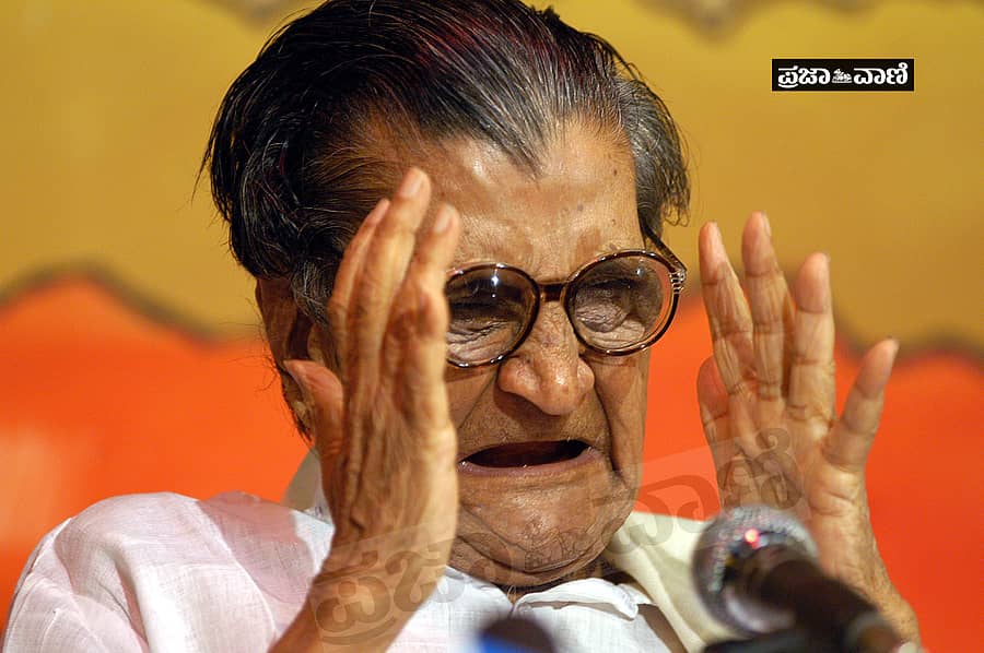 ಸುಧಾಕರ ಚತುರ್ವೇದಿ (ಚಿತ್ರ: ಪ್ರಜಾವಾಣಿ ಸಂಗ್ರಹ)