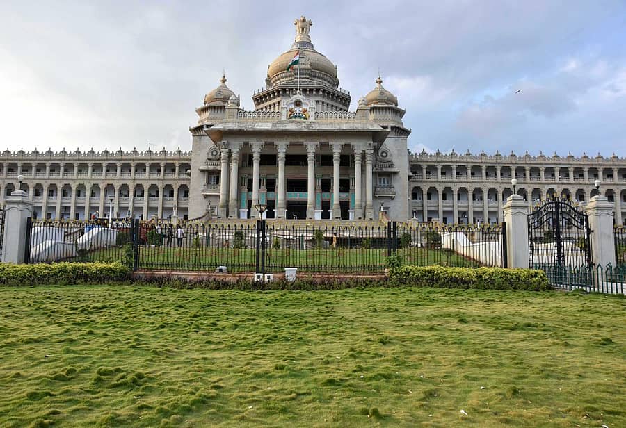 ಪ್ರಜಾವಾಣಿ ಸ್ಟೋರಿ ವಿಧಾನಸೌಧದ ಮುಂಭಾಗ ನಿರ್ಮಿಸಿರುವ ಉದ್ಯಾನವನದ ದೃಶ್ಯ - ಪ್ರಜಾವಾಣಿ ಚಿತ್ರ ಎಂ ಎಸ್ ಮಂಜುನಾಥ್