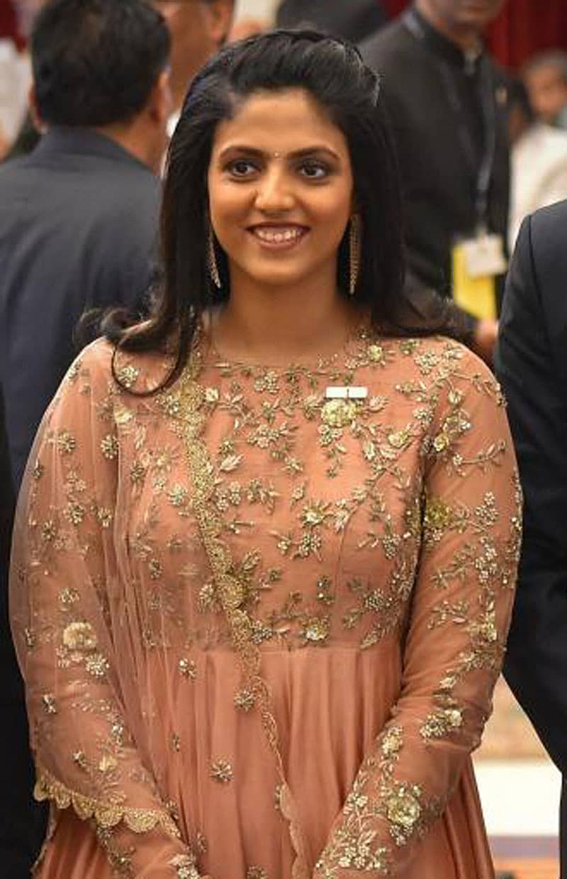 ಹಾರಿಕ ದ್ರೋಣವಳ್ಳಿ