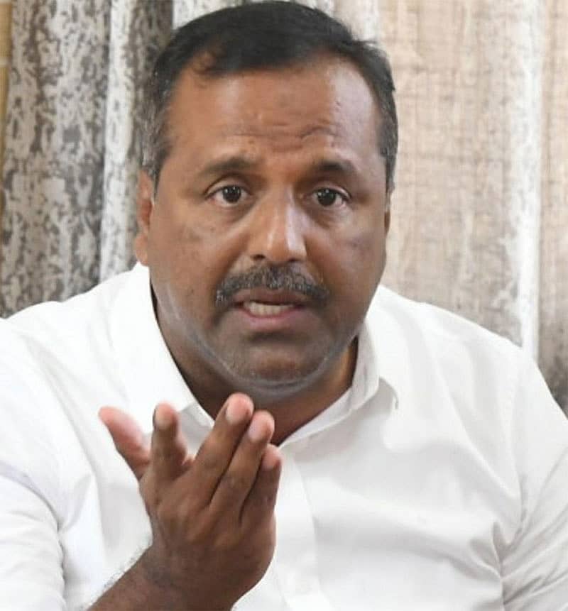 ಶಾಸಕ ಯು.ಟಿ, ಖಾದರ್