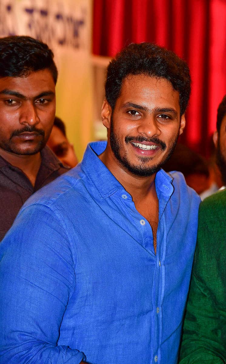 ನಿಖಿಲ್ ಕುಮಾರಸ್ವಾಮಿ