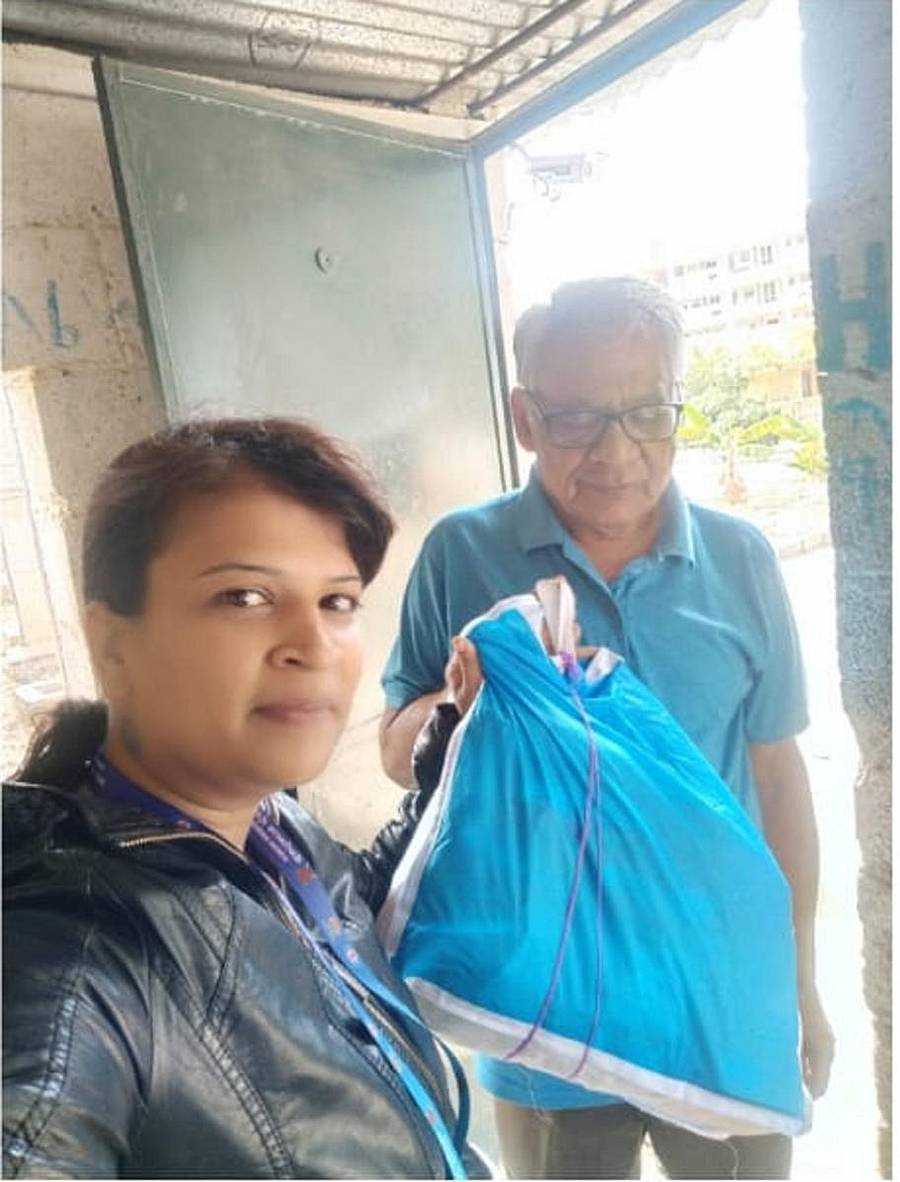 ಔಷಧಿ ತಲುಪಿಸಿದ ದಶ್ಮಿ