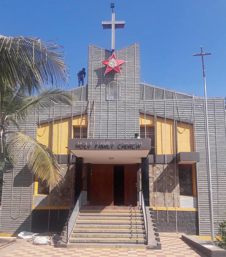 ಚಿತ್ರದುರ್ಗದ ಹೋಲಿ ಫ್ಯಾಮಿಲಿ ಕ್ಯಾಥೋಲಿಕ್ ಚರ್ಚ್. (ಸಂಗ್ರಹ ಚಿತ್ರ)