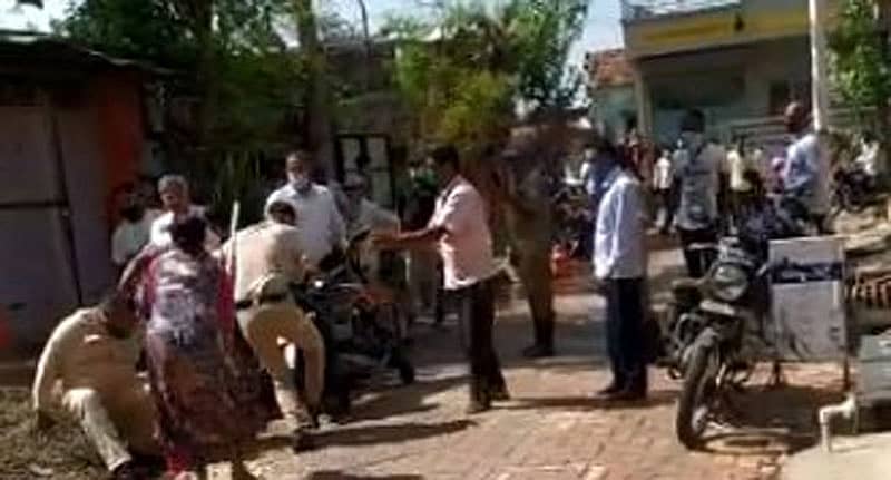 ಕಾನ್ಸ್ಟೆಬಲ್ಗಳು ಹಾಗೂ ಯೋಧನ ನಡುವೆ ಜಟಾಪಟಿ ನಡೆದಿತ್ತು ಎಂಬ ಆರೋಪಕ್ಕೆ ಸಂಬಂಧಿಸಿದ ಚಿತ್ರ