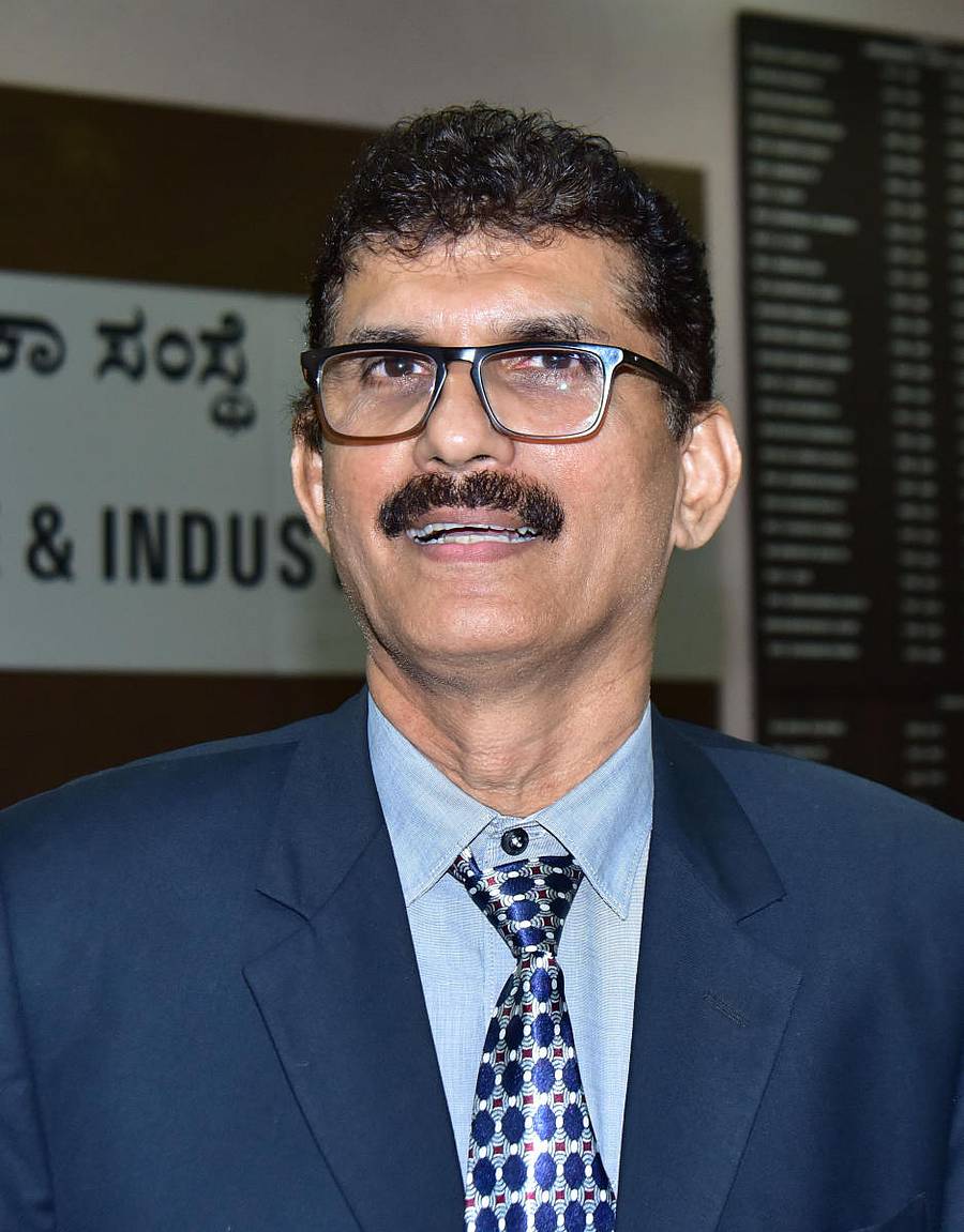 ಐಸಾಕ್ ವಾಜ್