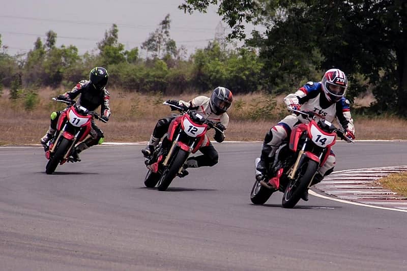 ಮಹಿಳಾ ರೇಸಿಂಗ್