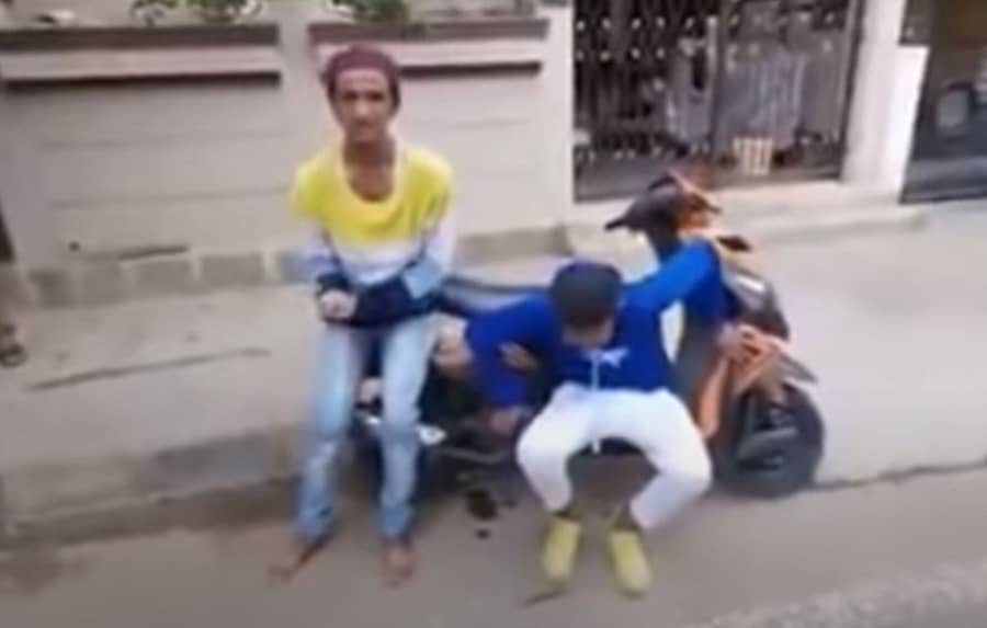 ಹಲ್ಲೆಗೆ ಒಳಗಾದ ಯುವಕರು