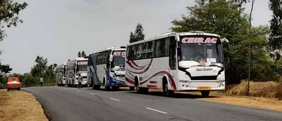 ಮುಂಬೈನಿಂದ ಕಾರ್ಮಿಕರನ್ನು ಕರೆತಂದ ಸಾರಿಗೆ ಬಸ್ಗಳು