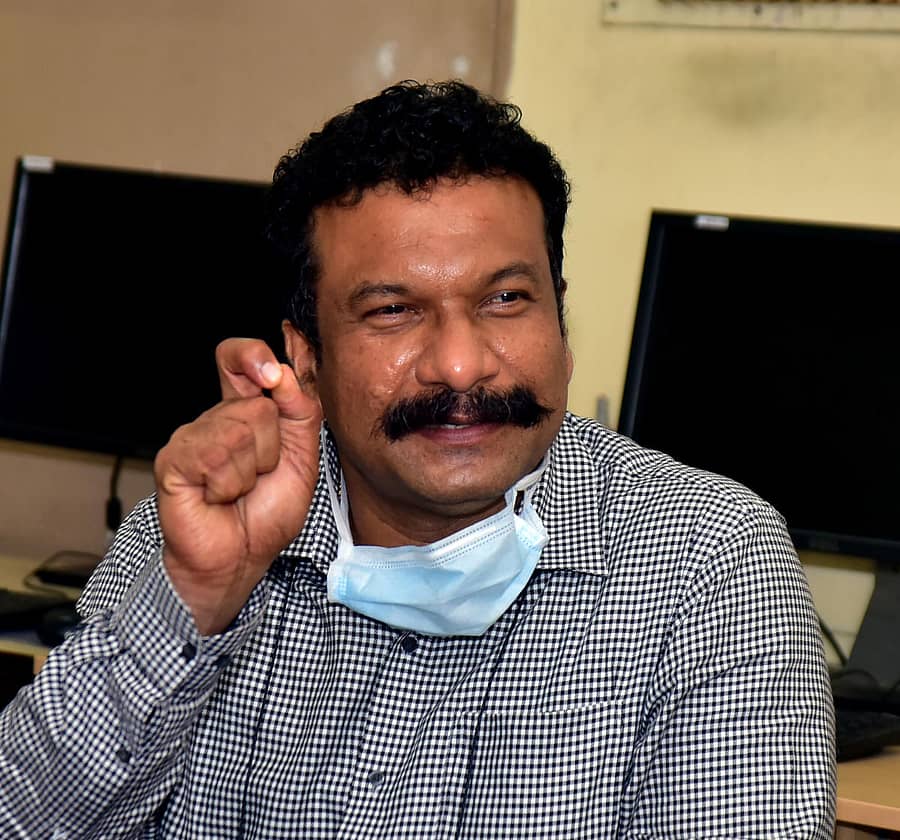 ಡಾ.ನವೀನ್ಚಂದ್ರ ಕುಲಾಲ್