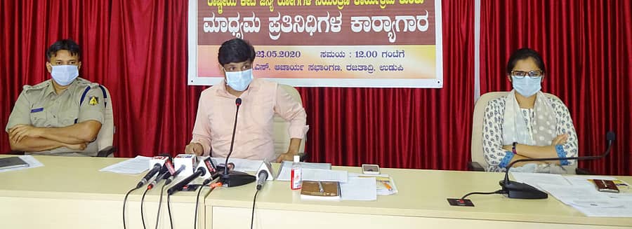 ಶನಿವಾರ ಜಿಲ್ಲಾ ಪಂಚಾಯಿತಿ ಸಭಾಂಗಣದಲ್ಲಿ ಜಿಲ್ಲಾಧಿಕಾರಿ ಜಿ.ಜಗದೀಶ್ ಪತ್ರಿಕಾಗೋಷ್ಠಿಯಲ್ಲಿ ಮಾತನಾಡಿದರು.