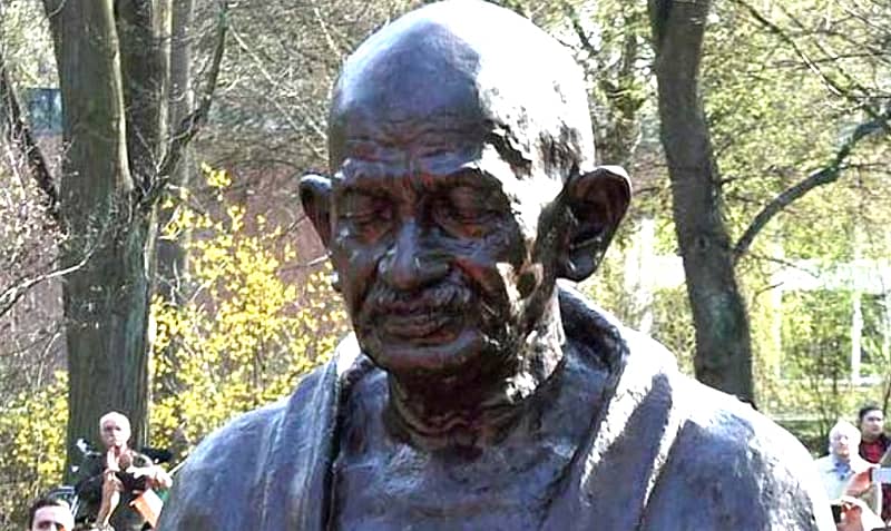ಗಾಂಧಿ ಪ್ರತಿಮೆ
