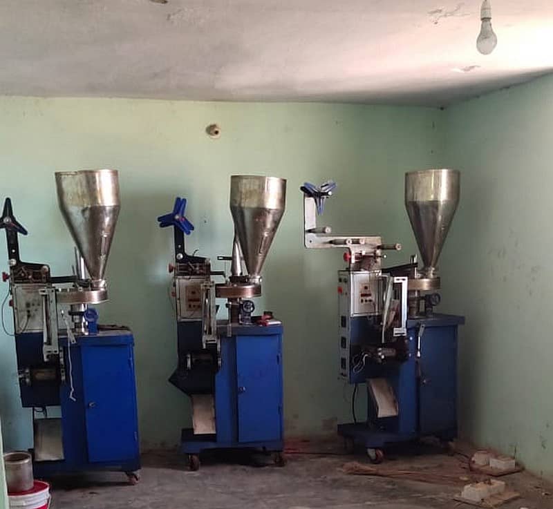 ಪಾನ್ ಮಸಾಲ ಉತ್ಪಾದನೆಗೆ ಬಳಸುತ್ತಿದ್ದ ಯಂತ್ರೋಪಕರಣಗಳು