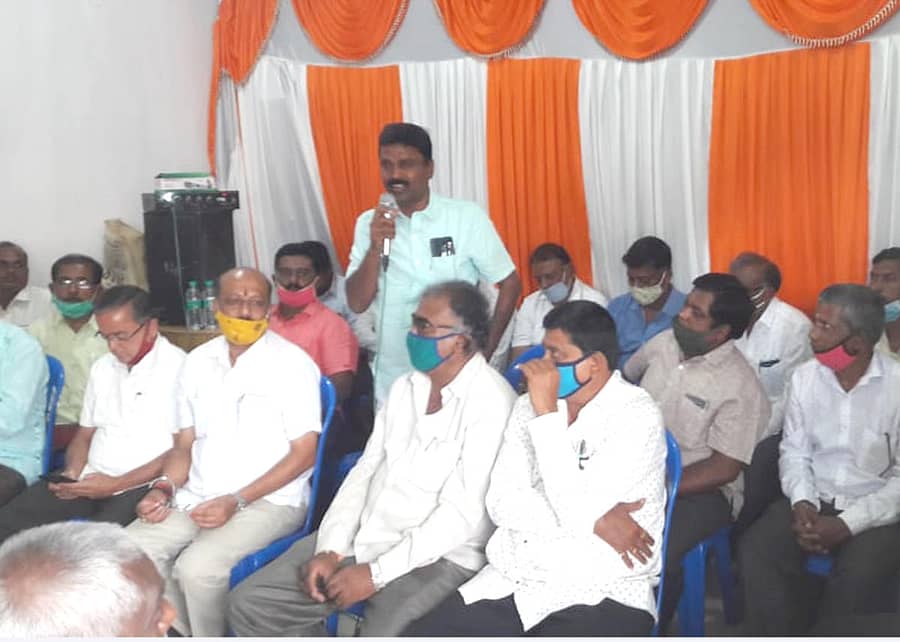 ನೇಕಾರರ ಮುಖಂಡರ ಸಭೆ ಸೋಮವಾರ ನಡೆಯಿತು