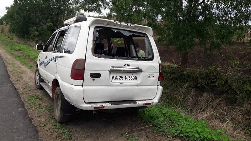 ವಾಹನ ಜಖಂಗೊಂಡಿರುವುದು