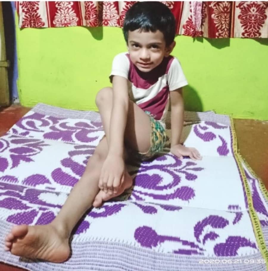 ಶಿರಸಿ ತಾಲ್ಲೂಕಿನ ಕುಳವೆಯ ಮೂರೂವರೆ ವರ್ಷದ ಬಾಲಕ ಸುಮುಖ ಶ್ರೀಧರ ನಾಯ್ಕ ಯೋಗ ಅಭ್ಯಾಸ ಮಾಡಿದ