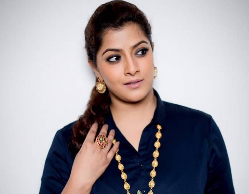 ವರಲಕ್ಷ್ಮಿ ಶರತ್ಕುಮಾರ್