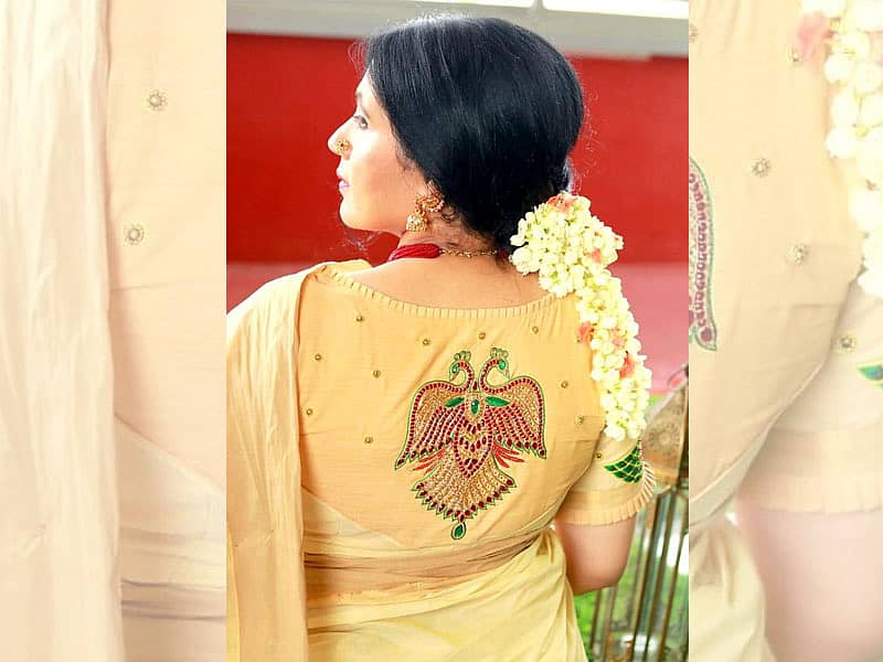 ನಿವೇದಿತಾ ವಿನ್ಯಾಸ ಮಾಡಿರುವ ಸೀರೆಯಲ್ಲಿ ಸಾಮಾಜಿಕ ಕಾರ್ಯಕರ್ತೆ ಮಮತಾ ದೇವರಾಜ್‌