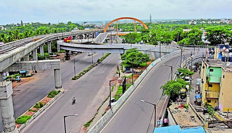 ಲಾಕ್‌ಡೌನ್‌ ಪರಿಣಾಮ ಬೆಂಗಳೂರಿನ ಕೆಂಗೇರಿ ಮೇಲ್ಸೇತುವೆ ಮತ್ತು ಮೈಸೂರು ರಸ್ತೆ ಭಾನುವಾರ ಬಿಕೋ ಎನ್ನುತ್ತಿತ್ತುಪ್ರಜಾವಾಣಿ ಚಿತ್ರ/ಎಂ.ಎಸ್. ಮಂಜುನಾಥ್