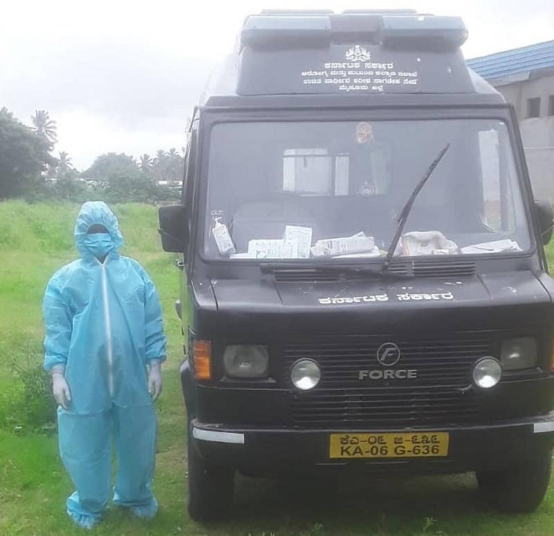 ಆಂಬುಲೆನ್ಸ್ ಜೊತೆ ನಾಗರಾಜ್