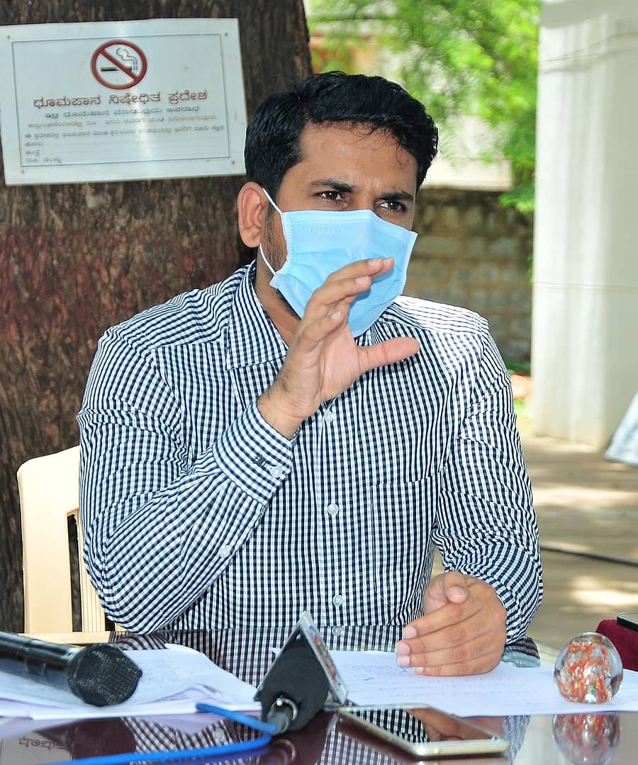 ಉಪವಿಭಾಗಾಧಿಕಾರಿ ಶೇಕ್ ತನ್ವೀರ್ ಆಸಿಫ್