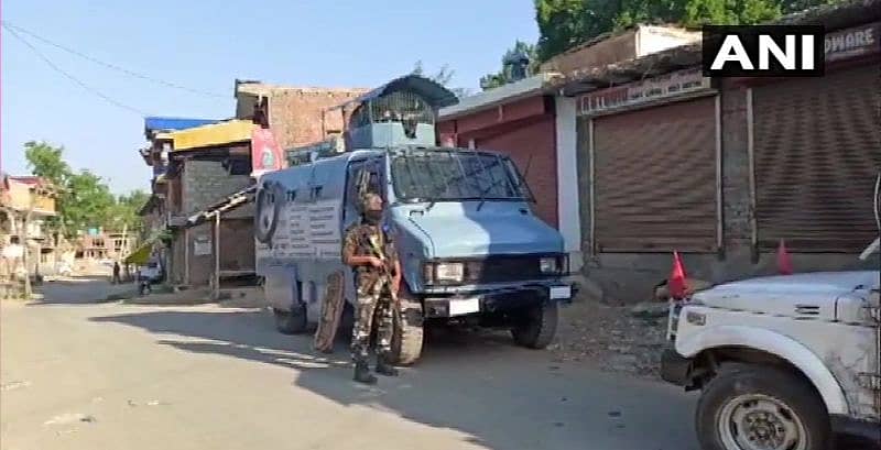 ಕಾರ್ಯಾಚರಣೆಯಲ್ಲಿ ತೊಡಗಿರುವ ಭದ್ರತಾ ಪಡೆಯ ಯೋಧ