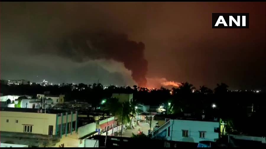 ಜೆ.ಎನ್ ಫಾರ್ಮಾ ಸಿಟಿ ಕಾರ್ಖಾನೆಯೊಂದರಲ್ಲಿ ಕಾಣಿಸಿಕೊಂಡಿರುವ ಬೆಂಕಿ