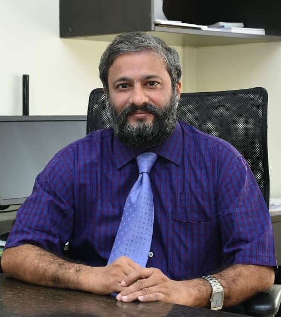 ಡಾ.ಸುರೇಶ್ ರಾವ್.