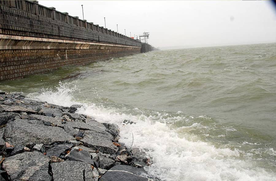 ಗೊರೂರಿನ ಹೇಮಾವತಿ ಜಲಾಶಯ.