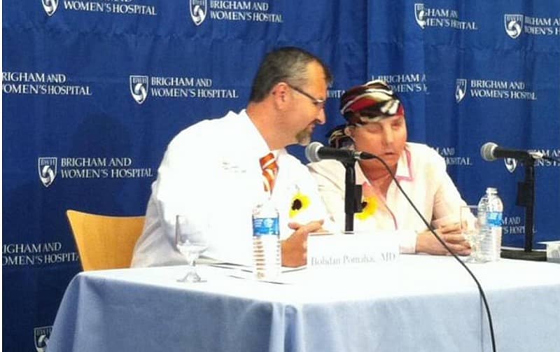 ಬೊಹಡಾನ್ ಪೊಮಹಾಚ್ (ಎಡ) ಮತ್ತು ಕಾರ್ಮೆನ್ ಬ್ಲಾಂಡಿನ್ ಟಾರ್ಲ್ಟನ್ –ಟ್ವಿಟರ್ ಚಿತ್ರ