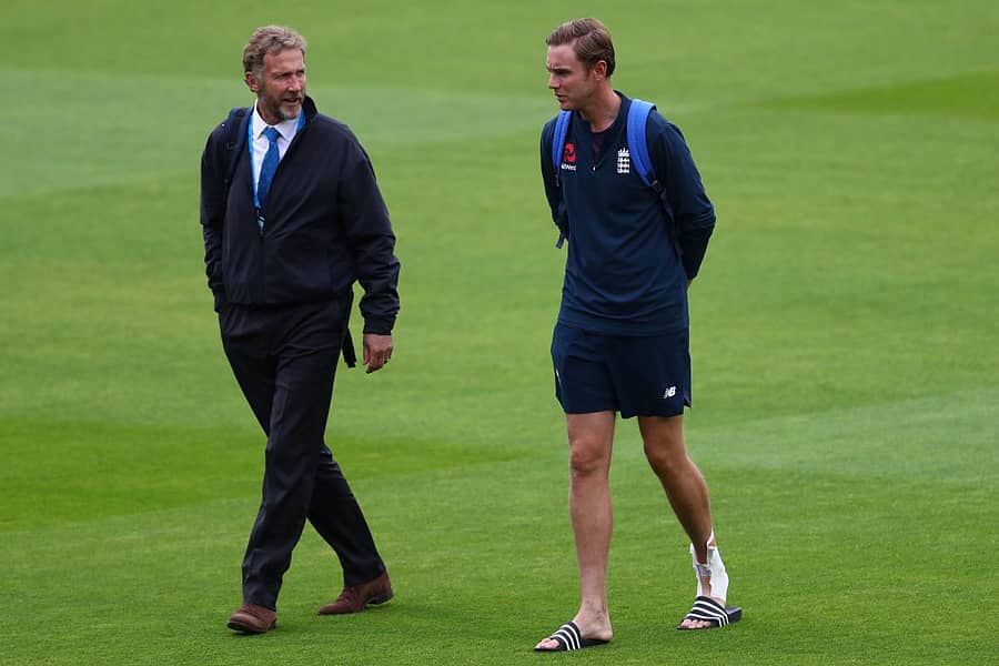 ರೆಫರಿ ಕ್ರಿಸ್ ಬ್ರಾಡ್ ಮತ್ತು ಮಗ ಸ್ಟುವರ್ಟ್ ಬ್ರಾಡ್ –ಎಎಫ್ಪಿ ಚಿತ್ರ