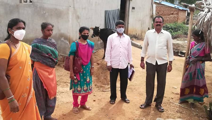 ಗೌರೀಬಿದನೂರು ತಾಲ್ಲೂಕಿನ ಚಿಂಚಾನಹಳ್ಳಿ ಗ್ರಾಮದಲ್ಲಿ ನಡೆಯುತ್ತಿದ್ದ ಬಾಲ್ಯವಿವಾಹ ತಡೆಯುವಲ್ಲಿ ಸಹಕಾರಿಯಾದ ಅಧಿಕಾರಿಗಳು ಮತ್ತು ಸಿಬ್ಬಂದಿ