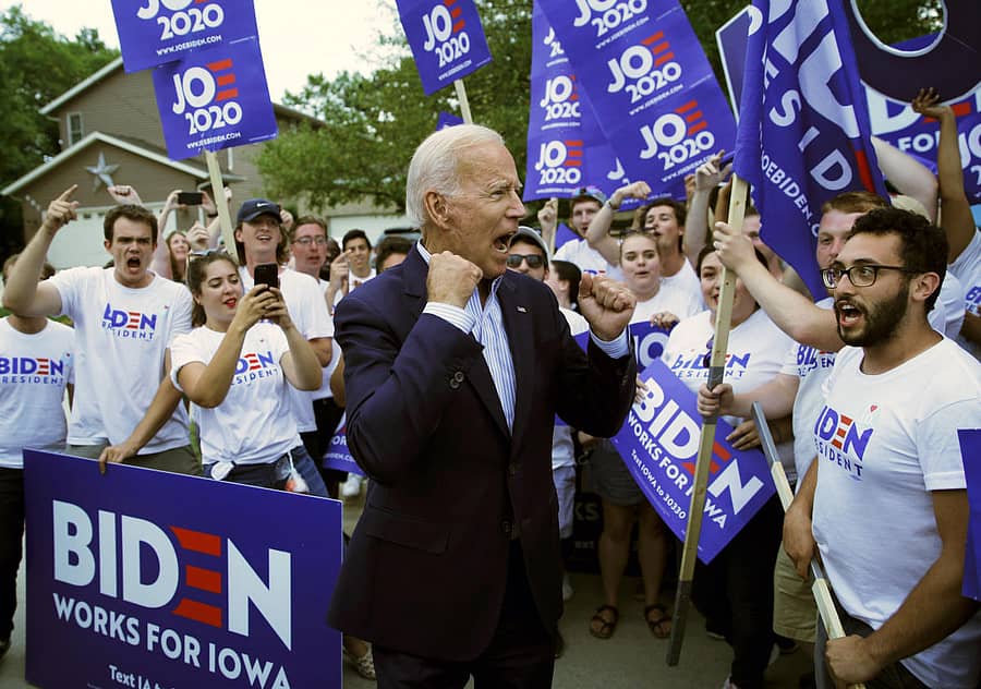 ಅಮೆರಿಕ ಅಧ್ಯಕ್ಷೀಯ ಚುನಾವಣೆಯಲ್ಲಿ ಡೆಮಕ್ರಾಟಿಕ್ ಪಕ್ಷದಿಂದ ಅಧ್ಯಕ್ಷೀಯ ಸ್ಥಾನಕ್ಕೆ ಸ್ಪರ್ಧಿಸಿರುವ ಅಭ್ಯರ್ಥಿ ಜೊಬಿಡೆನ್ ಚುನಾವಣಾ ಪ್ರಚಾರದಲ್ಲಿ ತೊಡಗಿರುವುದು
