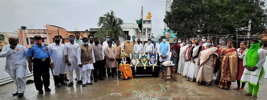 ಬೆಳಗಾವಿಯ ಸಂಗೊಳ್ಳಿ ರಾಯಣ್ಣ ಪ್ರಥಮ ದರ್ಜೆ ಘಟಕ ಕಾಲೇಜಿನಲ್ಲಿ ಶನಿವಾರ ಸ್ವಾತಂತ್ರೋತ್ಸವ ಆಚರಿಸಲಾಯಿತು