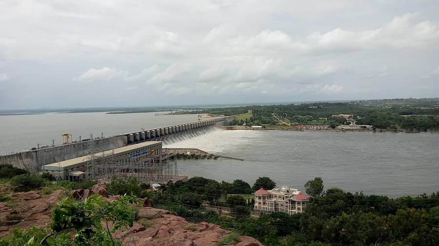 ಆಲಮಟ್ಟಿ ಜಲಾಶಯದ ಚಿತ್ರ