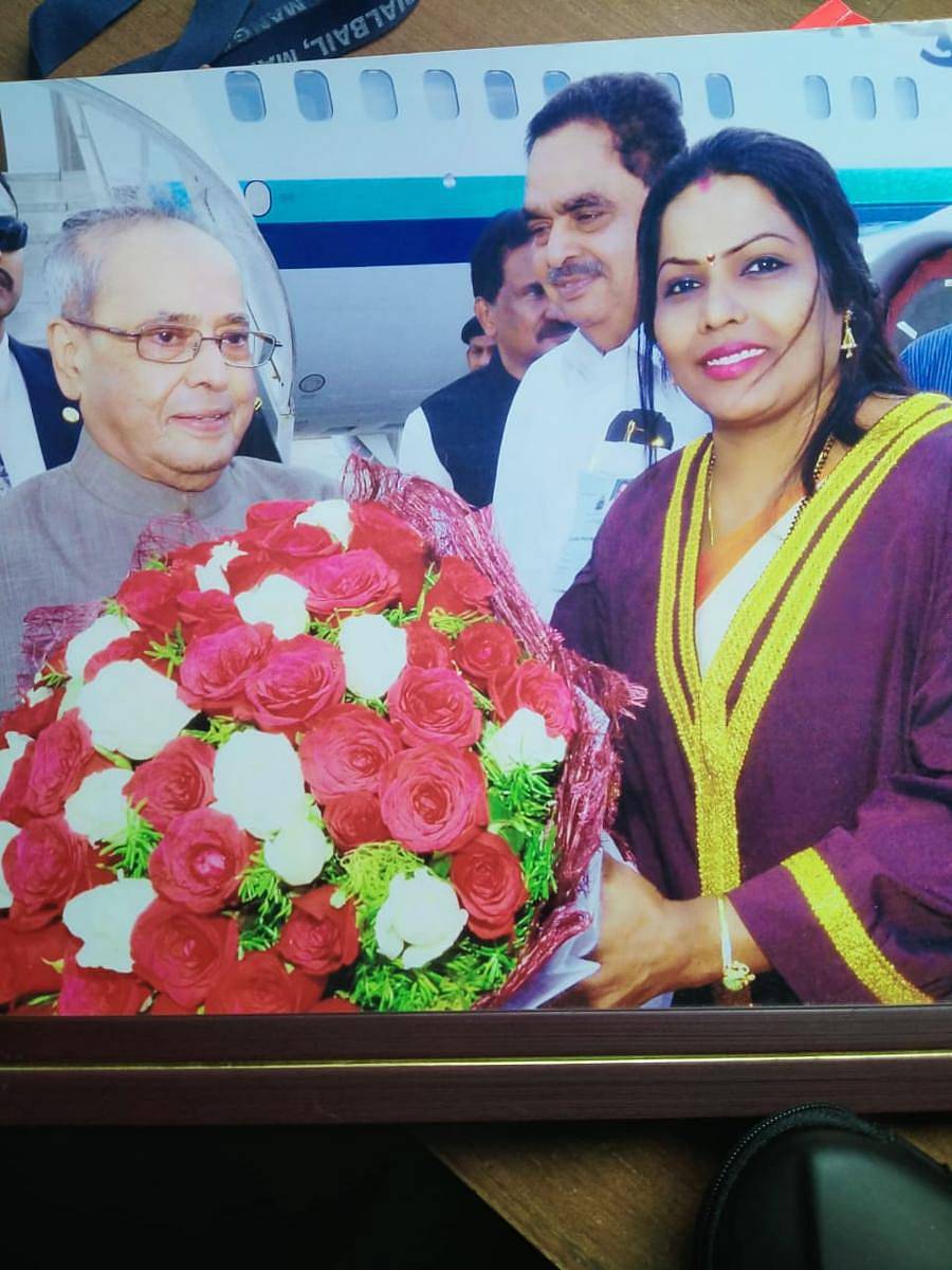 ಆಗಿನ ರಾಷ್ಟ್ರಪತಿ ಪ್ರಣವ್ ಮುಖರ್ಜಿ ಅವರನ್ನು ಅಂದಿನ ಮೇಯರ್ ಕವಿತಾ ಸನಿಲ್ ಸ್ವಾಗತಿಸಿದ್ದರು. ಆಗಿನ ಸಚಿವರಾದ ರಮಾನಾಥ ರೈ ಇದ್ದರು.