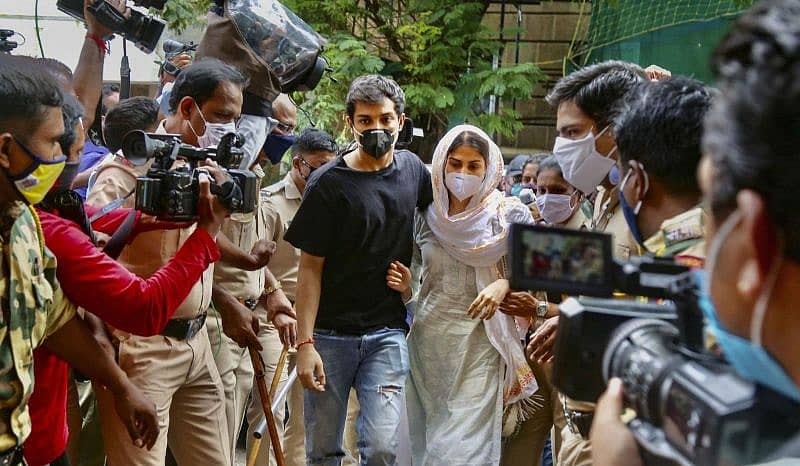 ಶೋವಿಕ್ ಮತ್ತು ರಿಯಾ ಚಕ್ರವರ್ತಿ