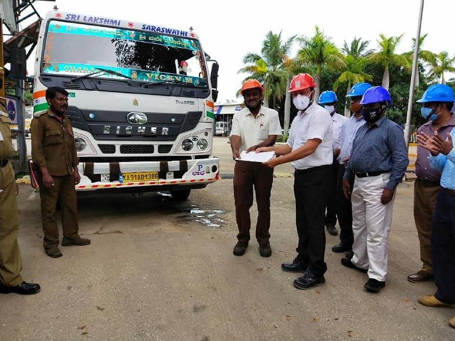ಎಂಆರ್‌ಪಿಎಲ್‌ನಿಂದ ಕೆಎಸ್ಆರ್‌ಟಿಸಿಗೆ ಮೊದಲ ಲೋಡ್ ಡೀಸೆಲ್‌ ಪೂರೈಸಲಾಯಿತು