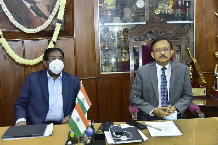 ಗೌರವ್ ಗುಪ್ತ ಅವರು ಪಾಲಿಕೆಯ ಆಡಳಿತಾಧಿಕಾರಿಯಾಗಿ ಅಧಿಕಾರ ಸ್ವೀಕರಿಸಿದರು. ಆಯುಕ್ತ ಎನ್. ಮಂಜುನಾಥ ಪ್ರಸಾದ್ ಇದ್ದರು