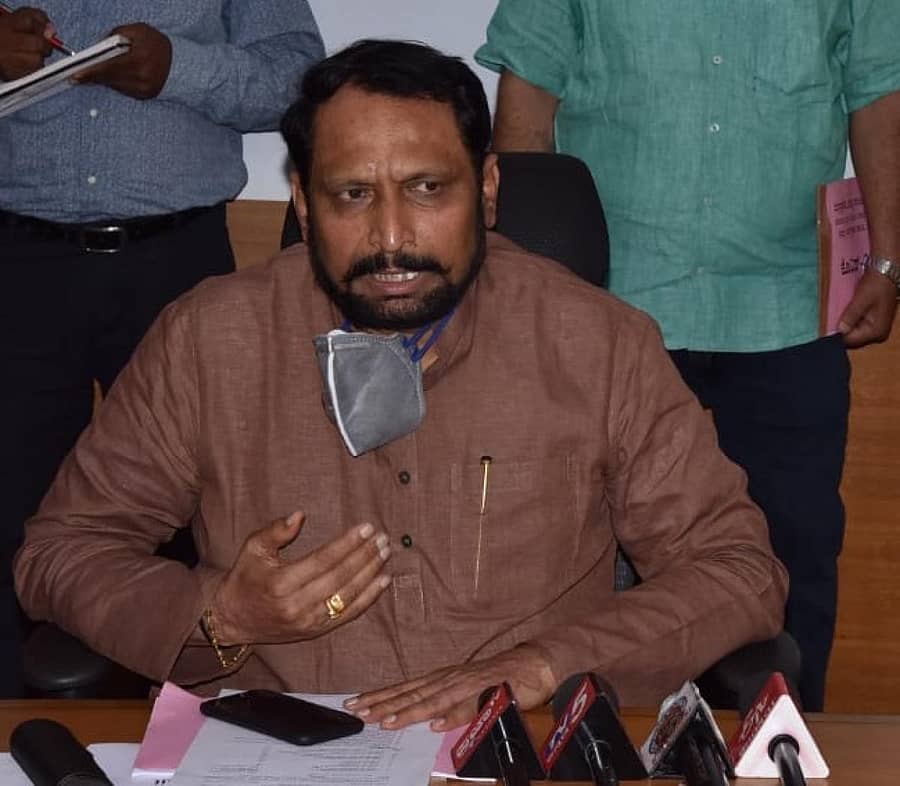 ಉಪಮುಖ್ಯಮಂತ್ರಿ ಲಕ್ಷ್ಮಣ ಸವದಿ