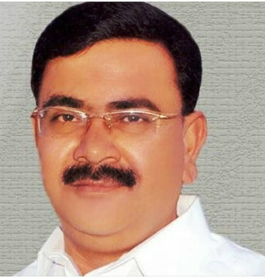 ಸುನೀಲ ವಲ್ಯಾಪುರೆ