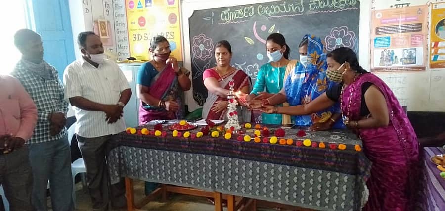 ಕಾರ್ಯಕ್ರಮಕ್ಕೆ ಪಿಡಿಒ ಶೃತಿ ರಾಮಾಪೂರ ಚಾಲನೆ ನೀಡಿದರು